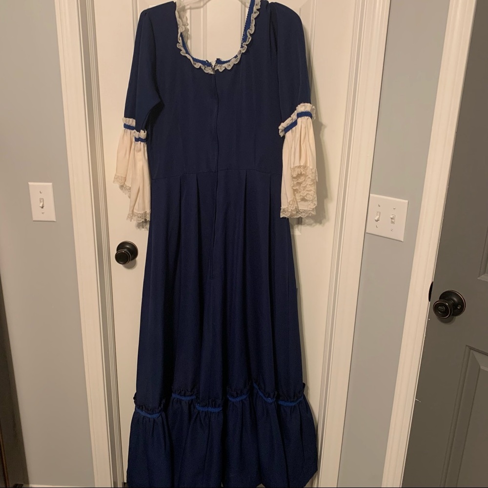 Handmade colonial dress Halloween costume - Picture 2 of 6